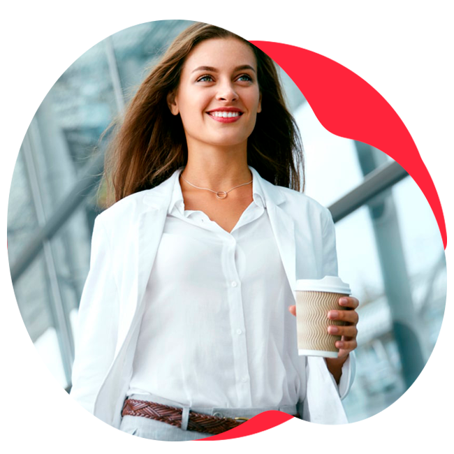 mujer programadora para healthcare